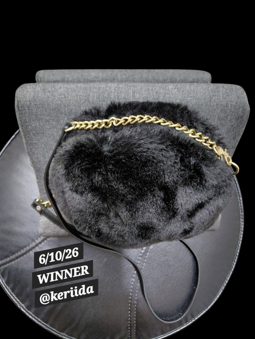 ENTER TO WIN: NWT - London Fog Faux Pebble Leather Crossbody - Picture 12 of 13